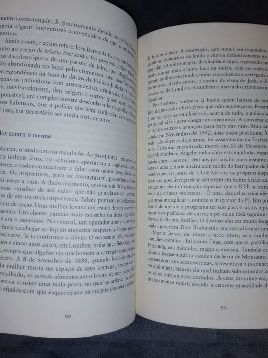 Livro " Assim matam os Portugueses "