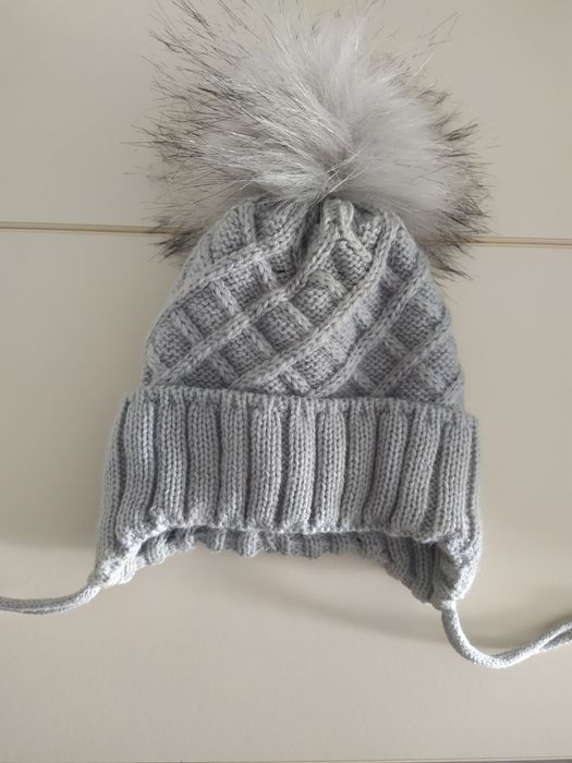 Продам дитячу зимову шапочку