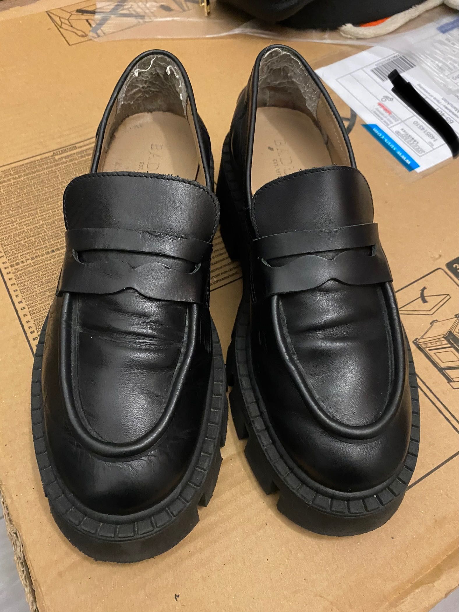 Badura Loafersy mokasyny skórzane roz.39