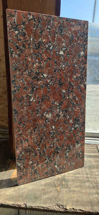 Плитка гранітна Капустинська червона Стільниці підвіконня сходи