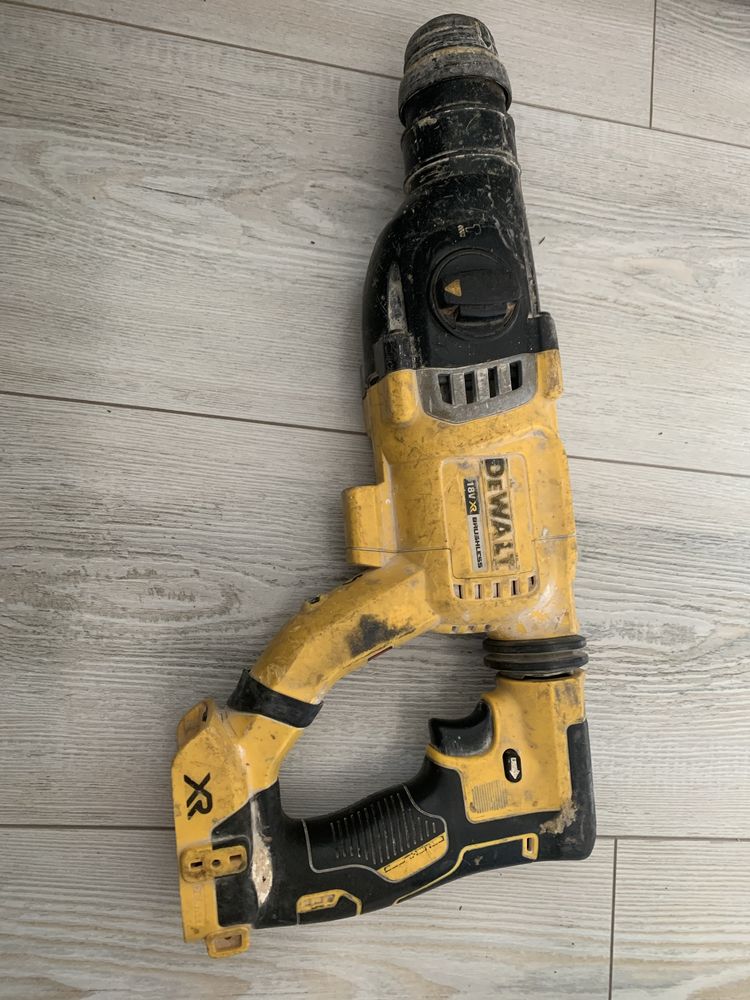 Młotowiertarka Dewalt DCH 263 18V