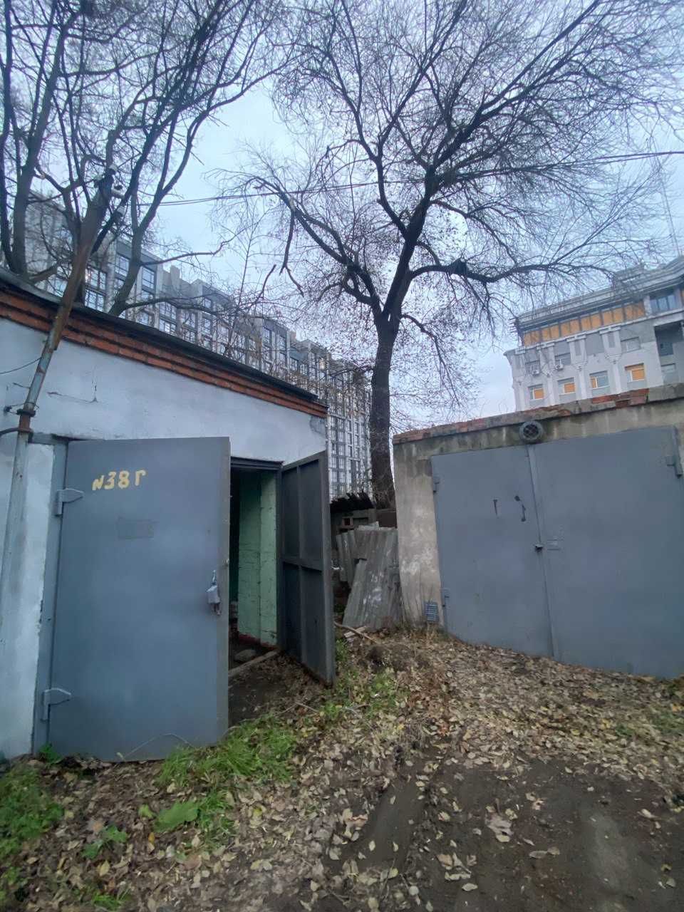 Продам гараж почти в центре Днепра