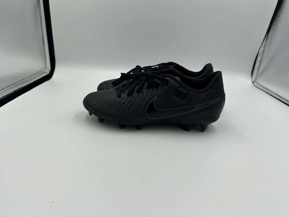 Buty piłkarskie Nike legend Academy 36