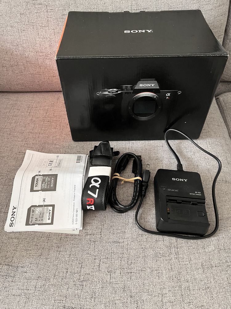 Sony A7r5 Sony A7rV 3732 aktualizacje migawki