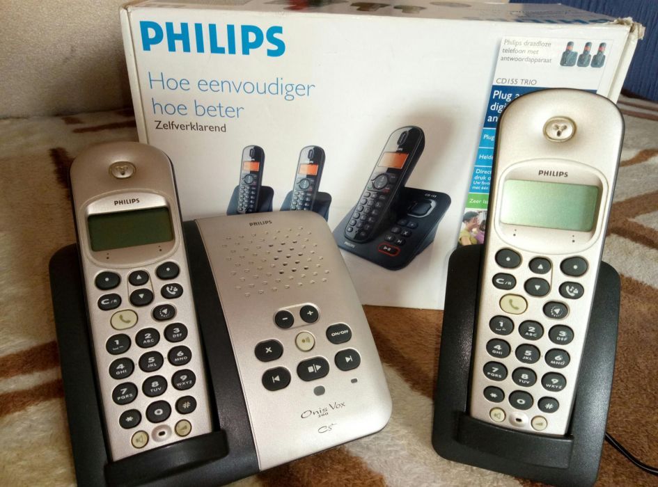 Телефон Philips