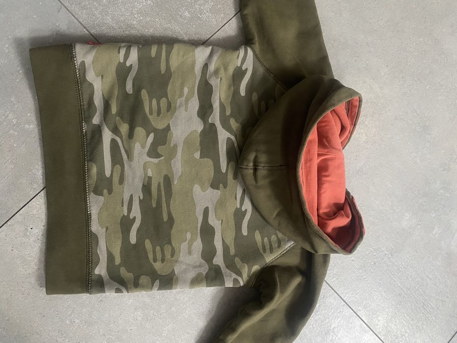 Bluza moro z kapturem rozm. 104