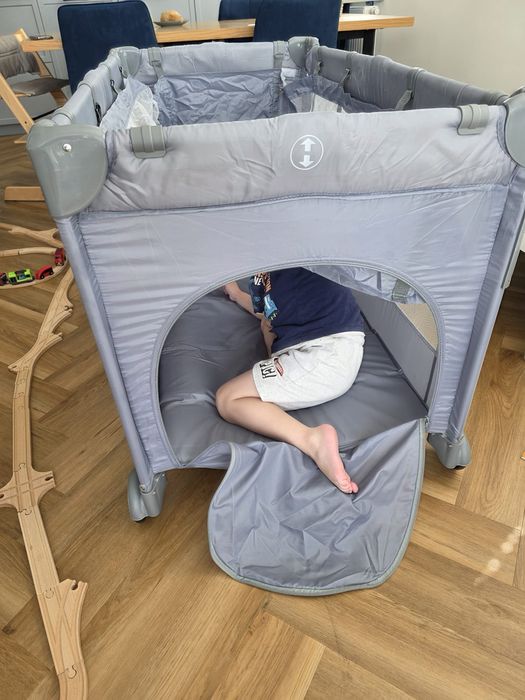 Łóżeczko turystyczne skladane