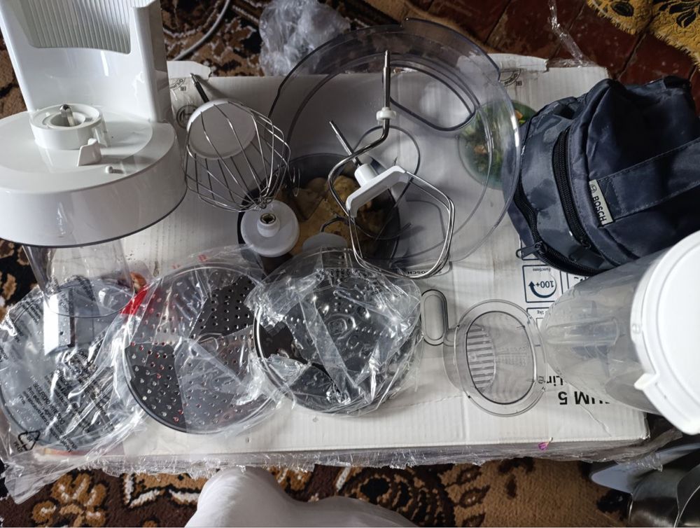 Кухонна машина BOSCH MUM58231