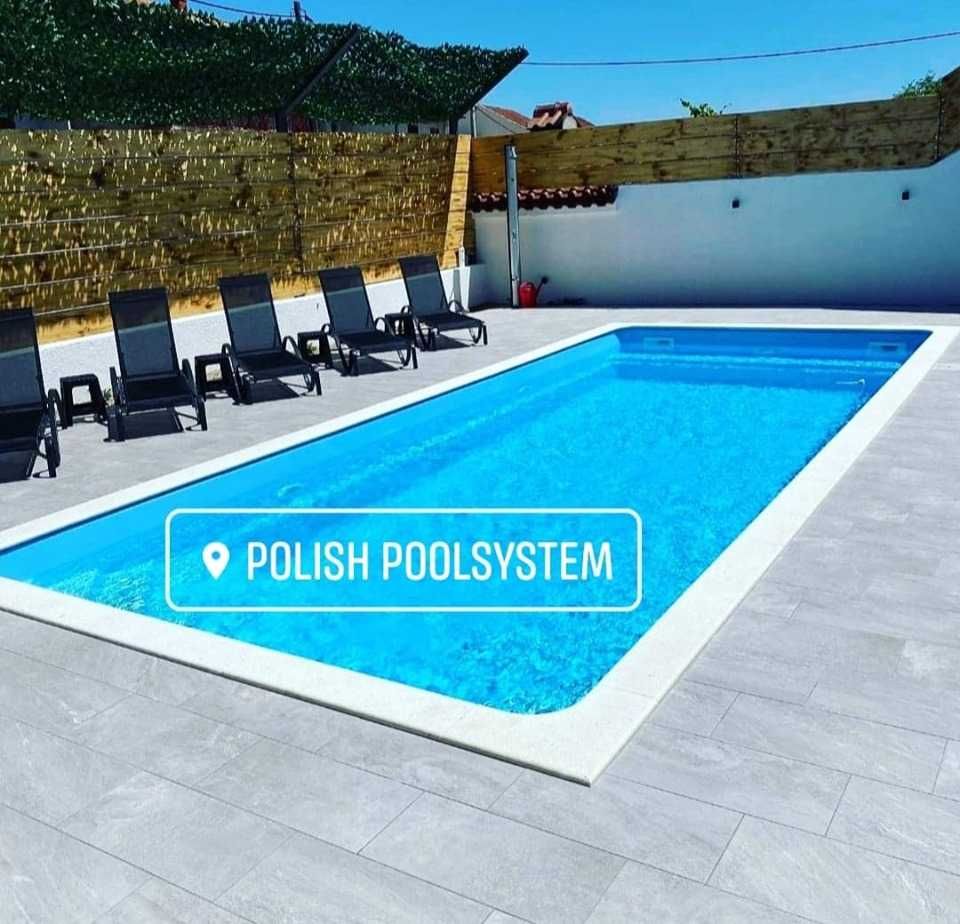 Basen poliestrowy ogrodowy schody narożne oświetlenie LED 815x 365