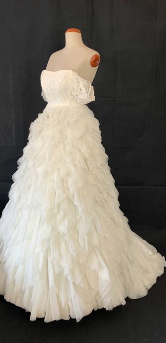 Nowa Suknia ślubna 36 S ivory tiulowe falbany gorset z trenem empire