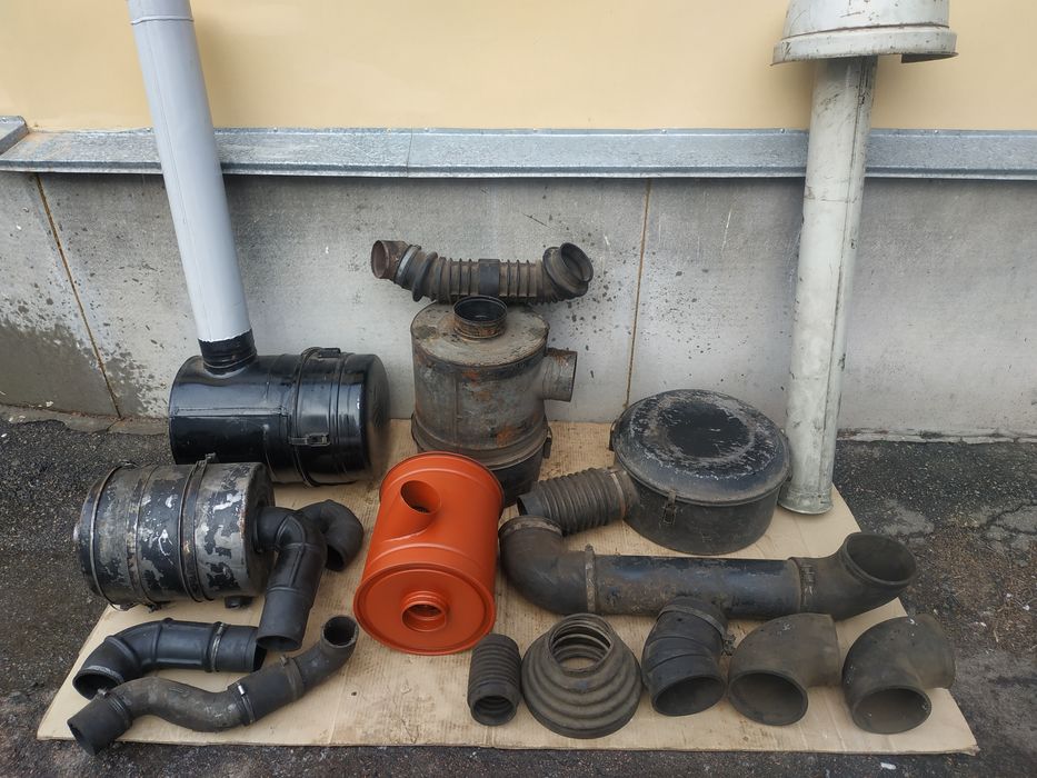 Корпуса воздушных фильтров ЗИЛ бычок КАМАЗ Урал ЗИЛ Гя