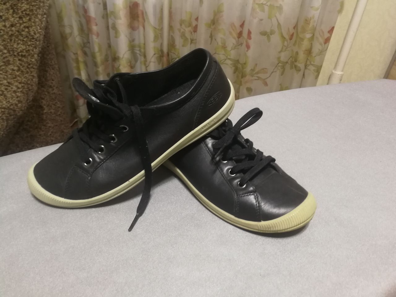 Кожаные ботинки KEEN р.37,5