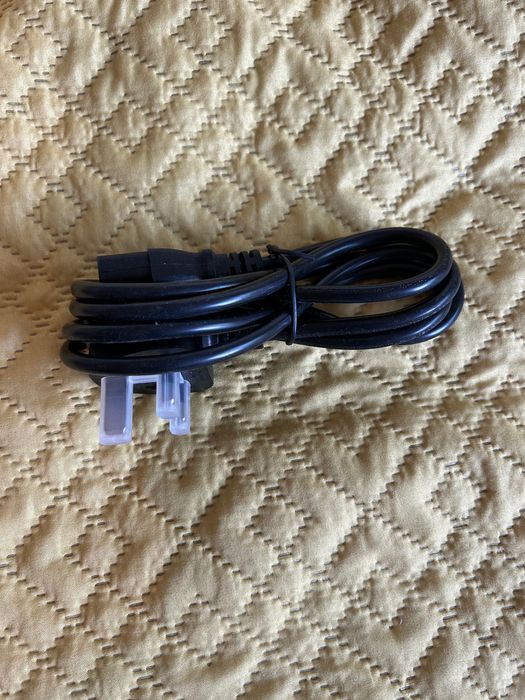 Lote de 4 Cabos de Alimentação UK PSU