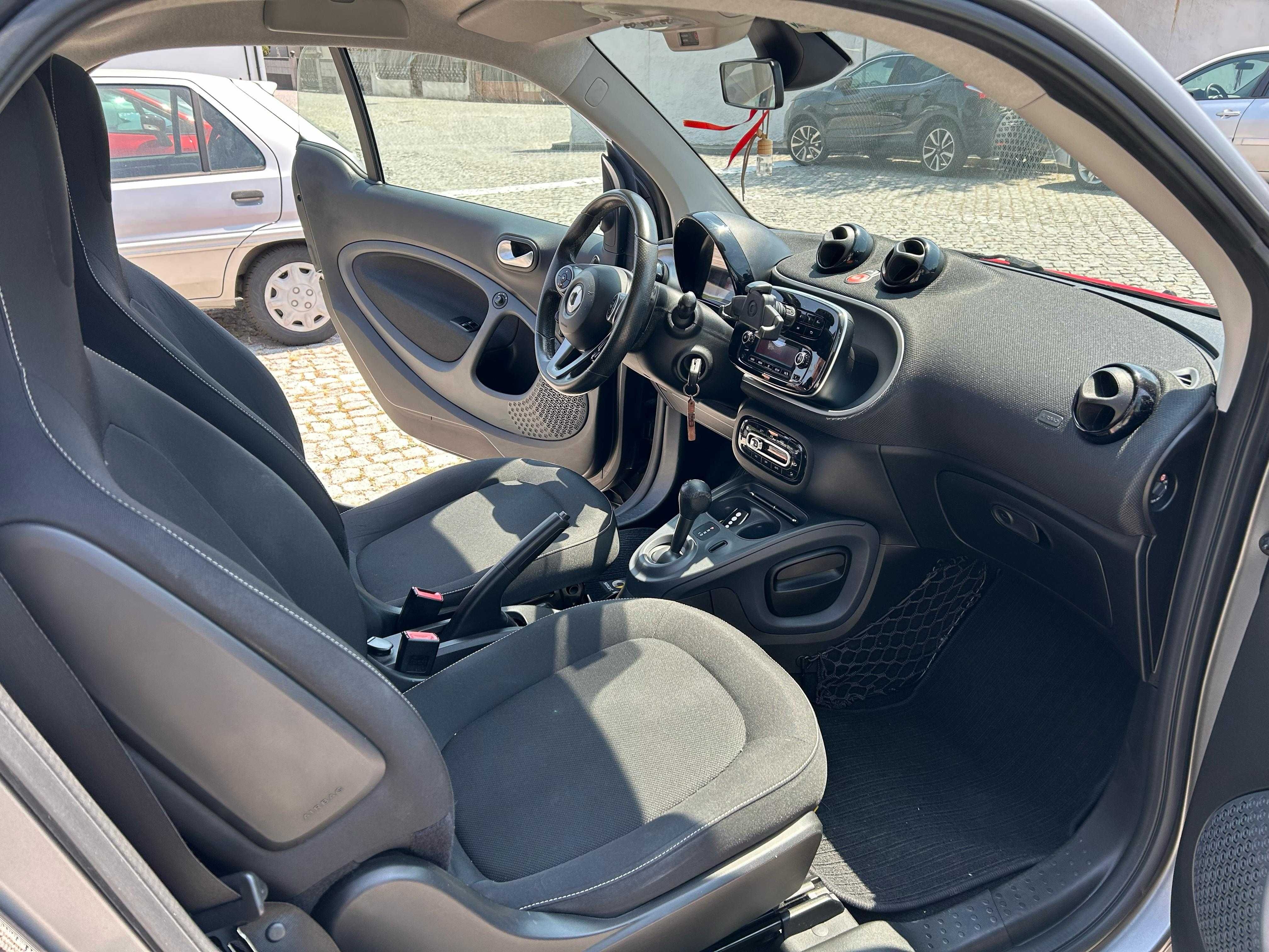 Smart ForTwo Coupé 1.0 mhd Passion 71