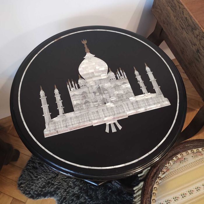 Stary marmurowy stolik kawowy Taj Machal macica perłowa czarny marmur