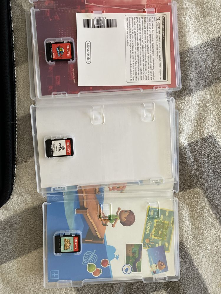 nintendo + 3 gry + szkło hartowane + pokrowiec i oryginalna ładowarka