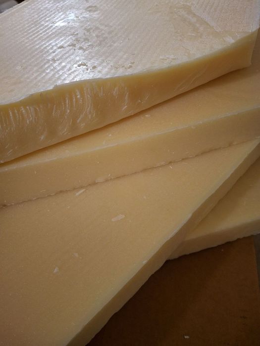 Продам віск для виготовлення окопних свічок