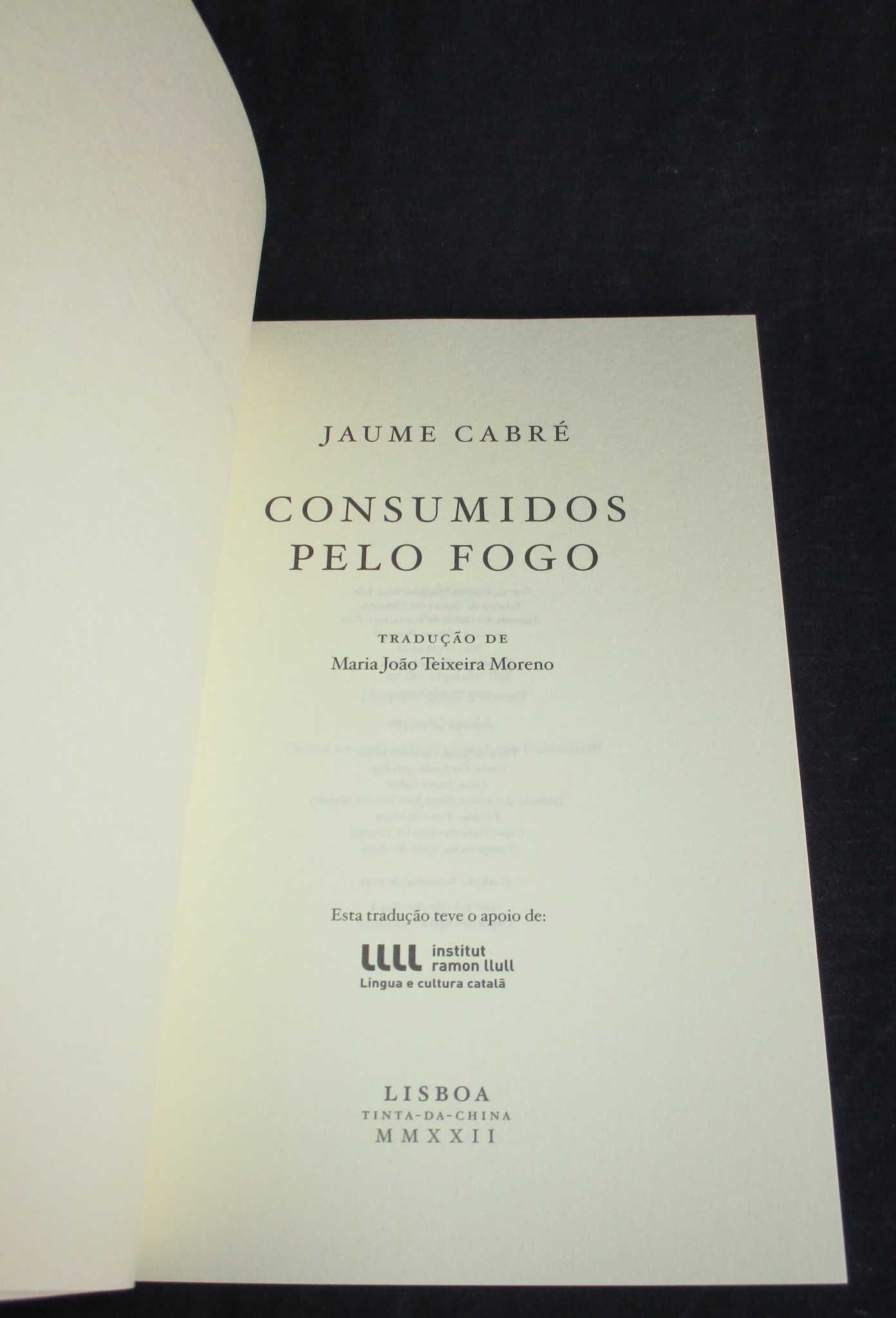 Livro Consumidos Pelo Fogo Jaume Cabré