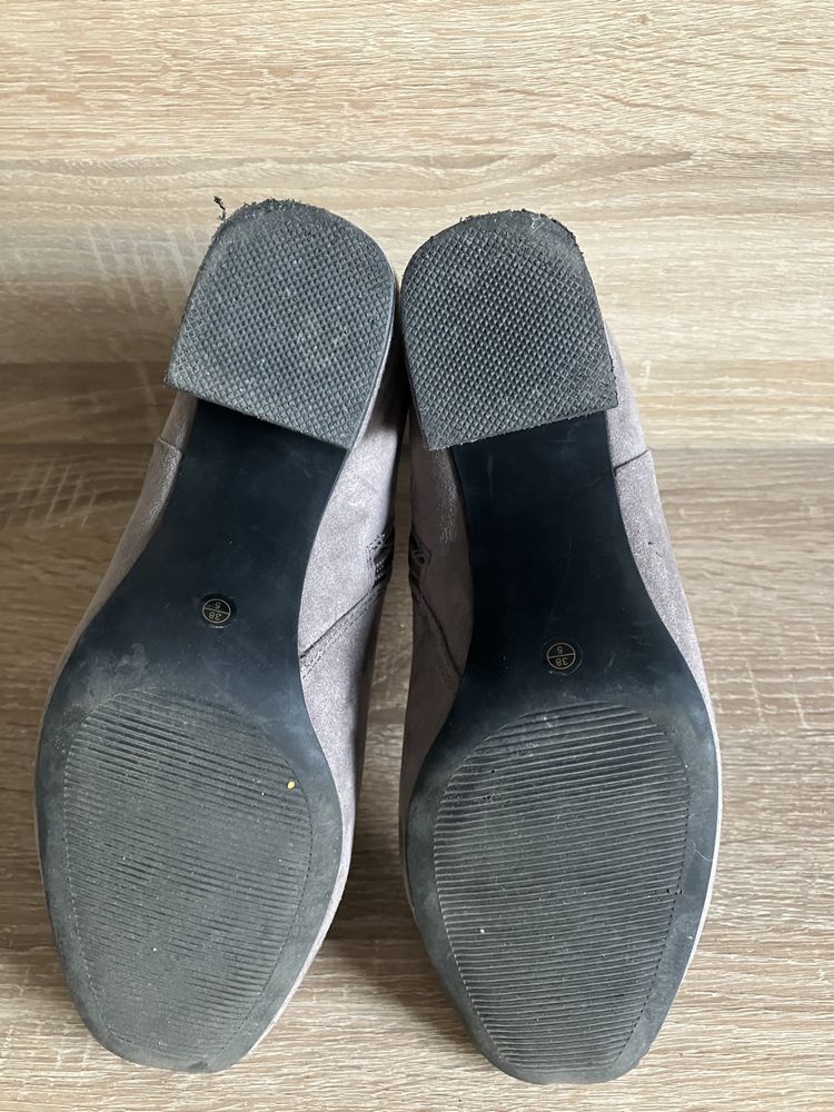 Buty botki Wiosna szare zamsz 38