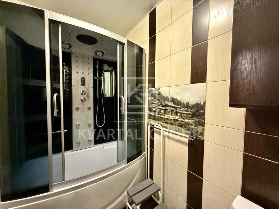 Двокімнатна з ремонтом, Єоселя Впо, сертифікат, біля парків