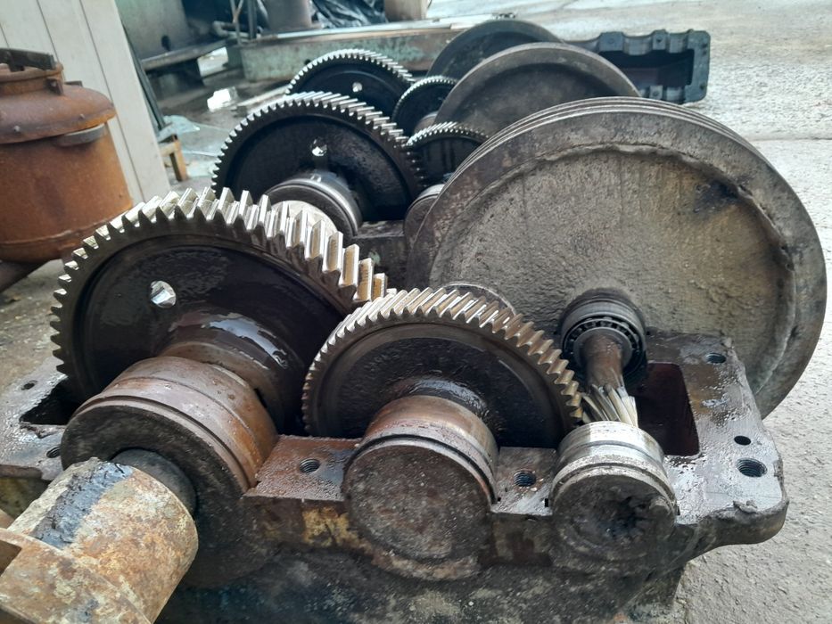 Продам Релуктора Ц2У 200 пер число 40,в гарному стані,кількість 3 шт