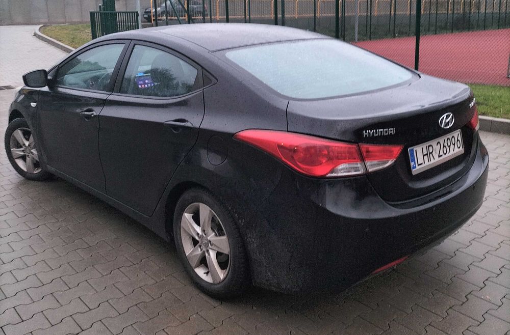 Hyundai Elantra 1,6 B-gaz