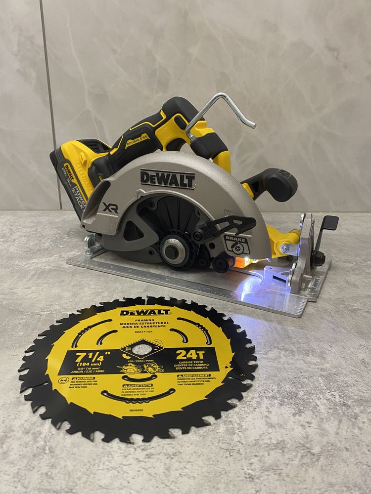 DEWALT 20V MAX XR 7-1/4 безщіточна дискова пила DCS590WW1 Новинка 2024