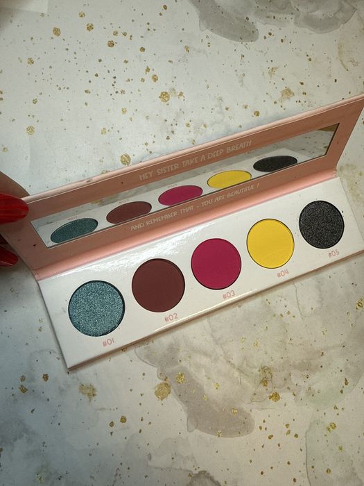 Paleta cieni nowa miyo 17