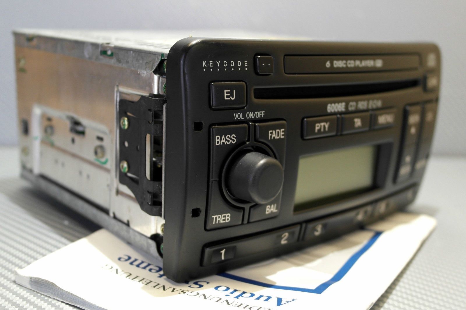 Radio Ford 6006 CD Transit Galaxy Trafic Mondeo Focus Puma 1998:12