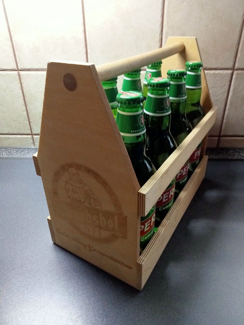 Drewniana skrzynka na 8 piw 0,5l, nosidło na piwo