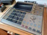 AKAI MPC1 Gold Edition + deck saver. Excelente estado