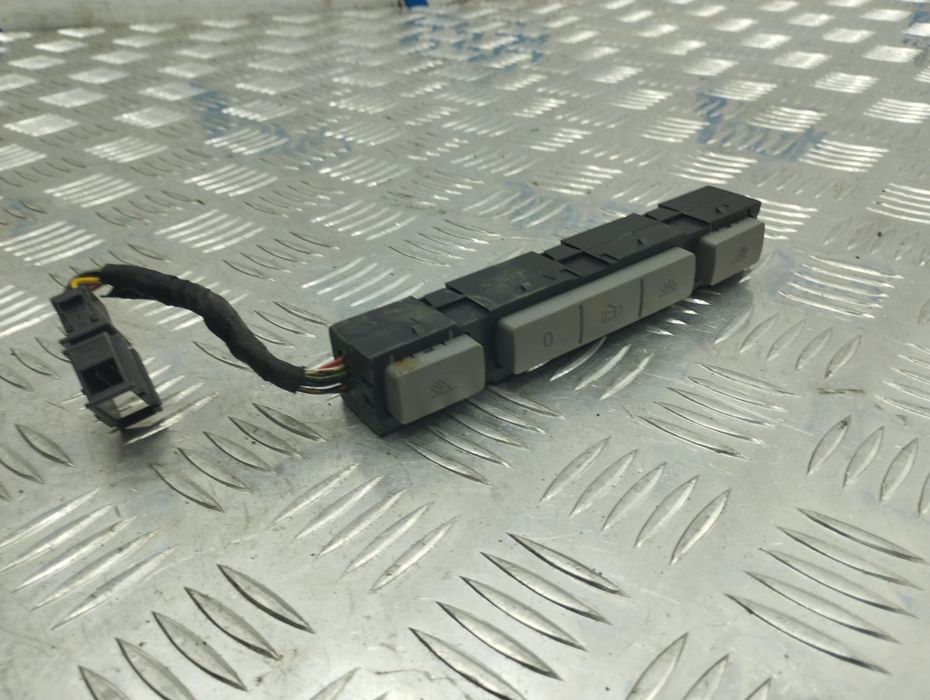 Блок кнопок плафона 7L6959672C27V для Volkswagen Touareg I 2002-2010