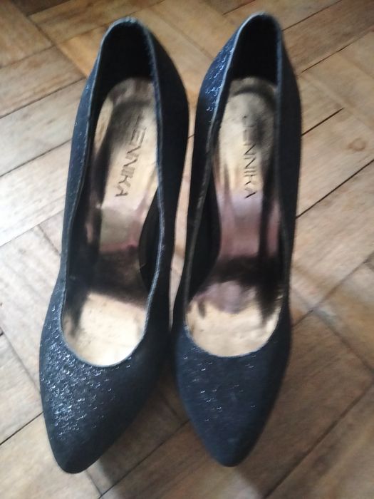 Sapato de Cerimónia Preto com Brilhantes