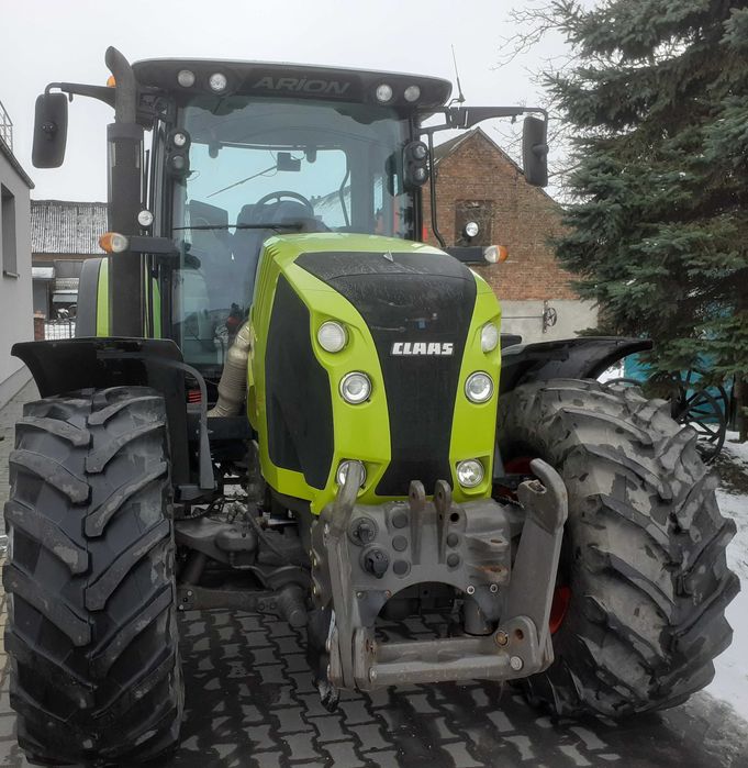 Claas  Arion 640