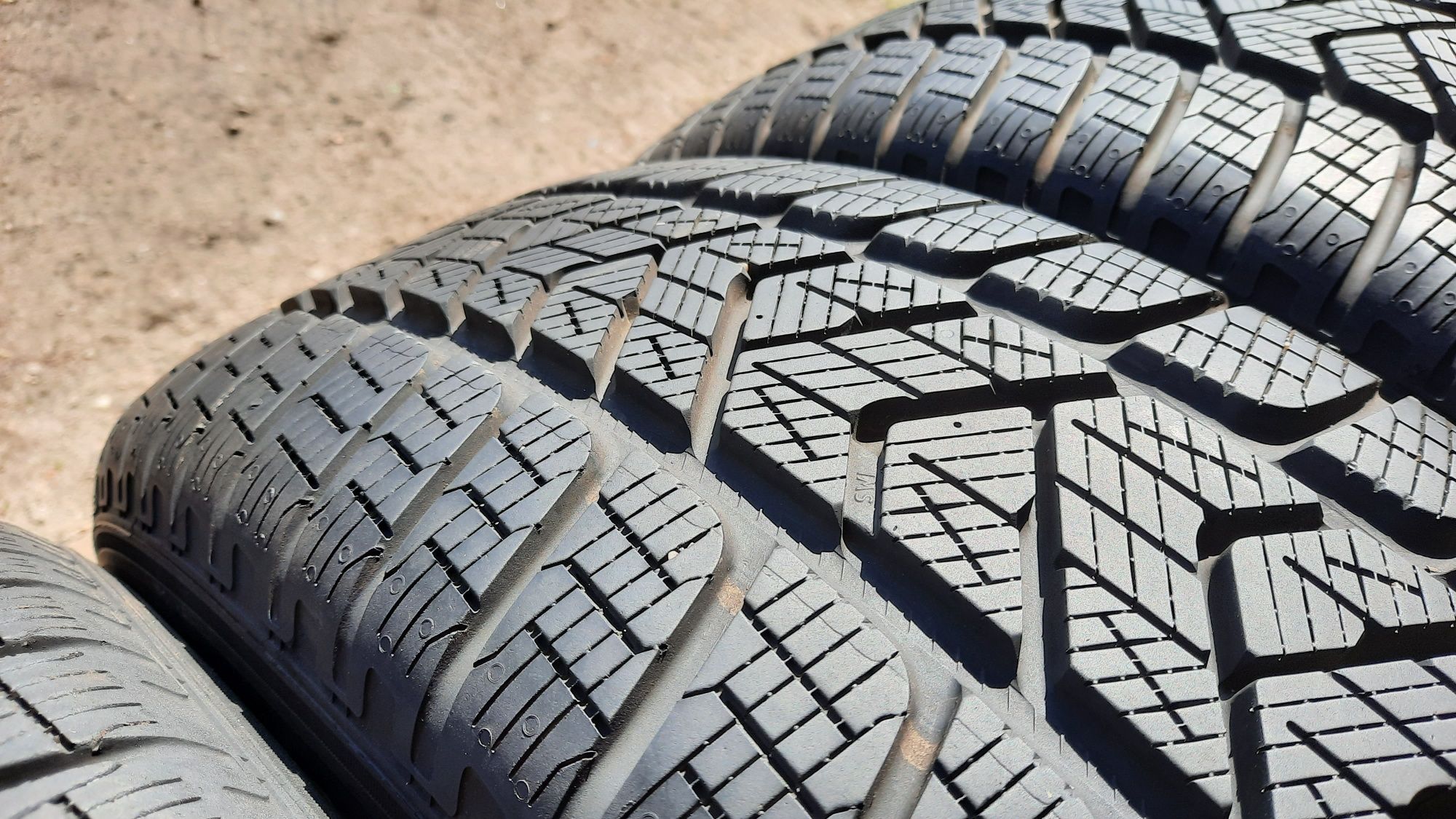 Pirelli 215/65 R17 Scorpion Winter 7 mm