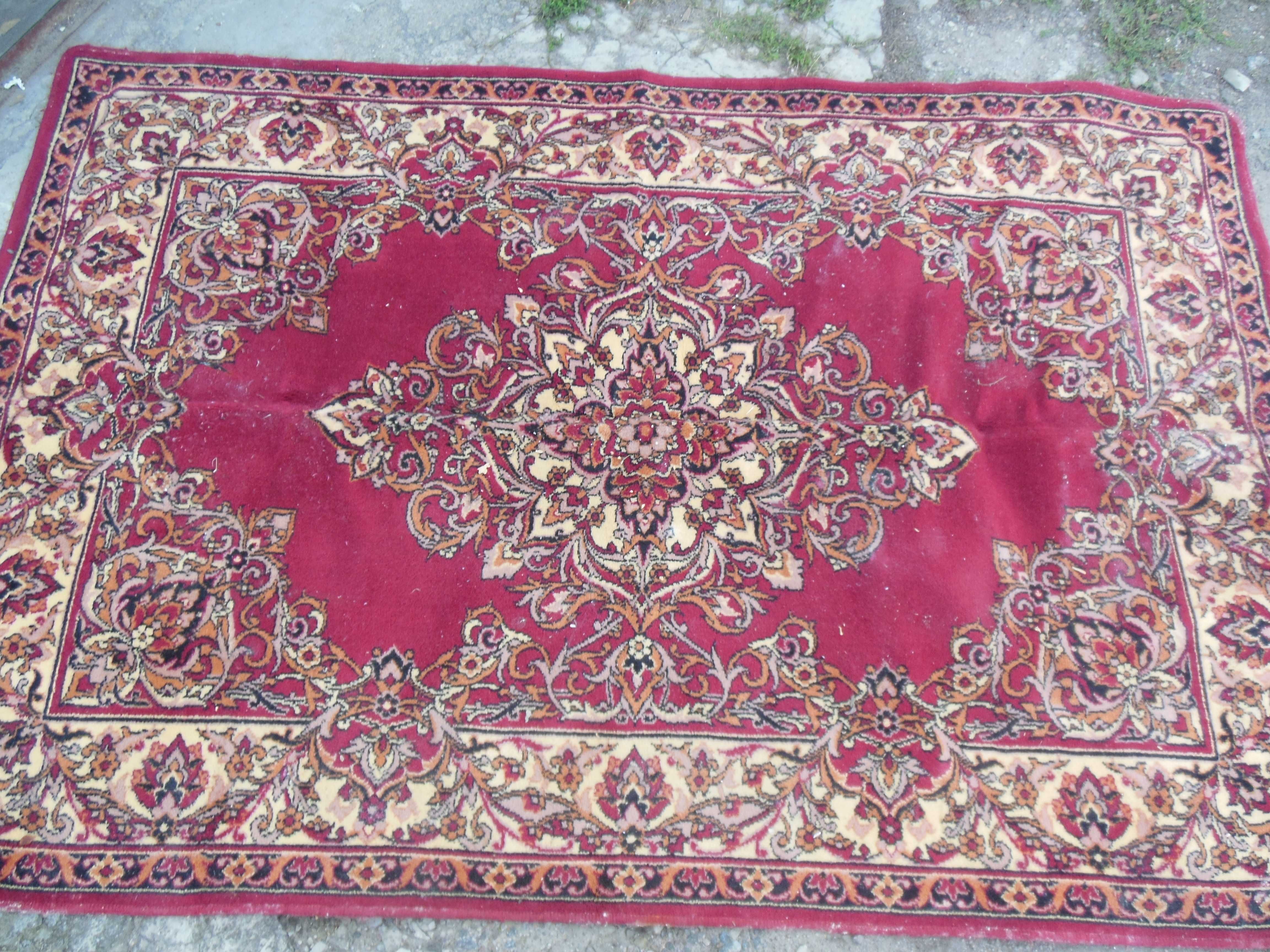 Ковер размер 2,20 м х 1,5 м