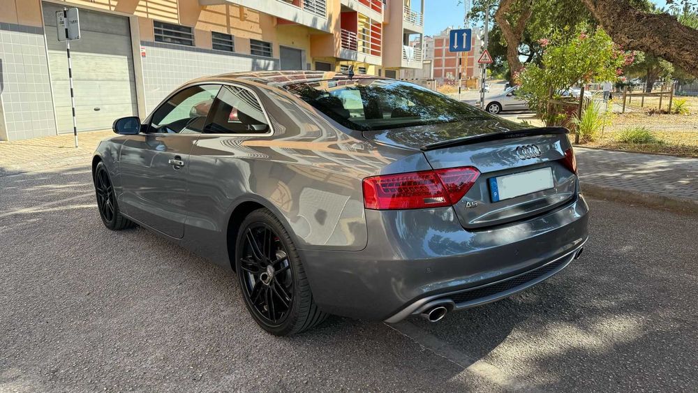 Audi A5 2.0 TDi Multitronic S-line