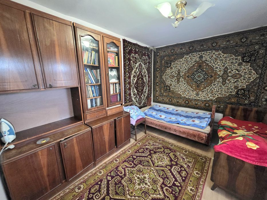 С бомбоубежищем. Читайте до конца. Левый берег. Сдам с ремонтом, гараж