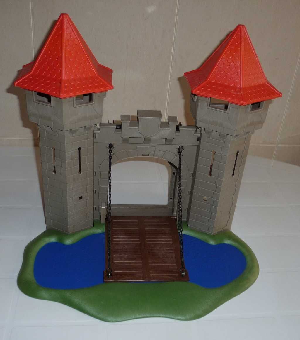 playmobil entrada com torres e fosso castelo 3268