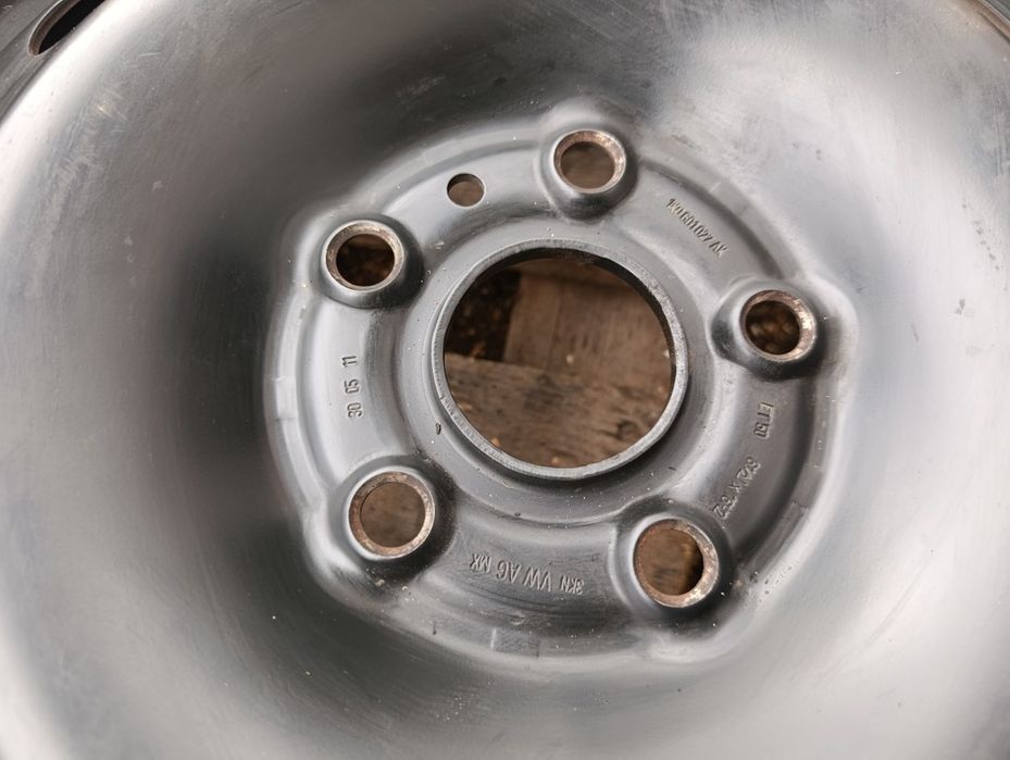 Диски R16 5x112 Et 50 Dia 57.1