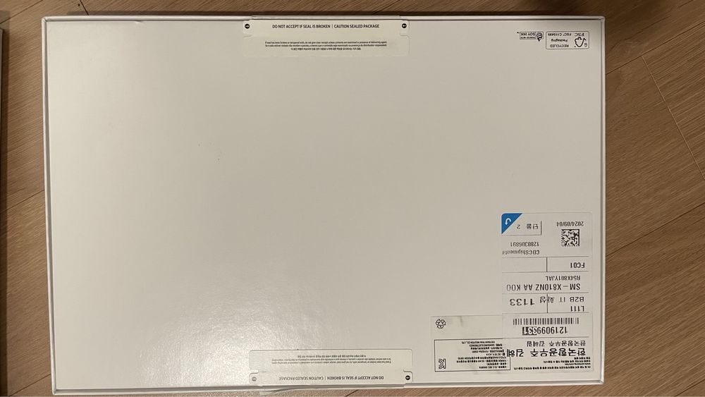 Samsung Galaxy Tab S9+. Book Cover Keyboard Slim