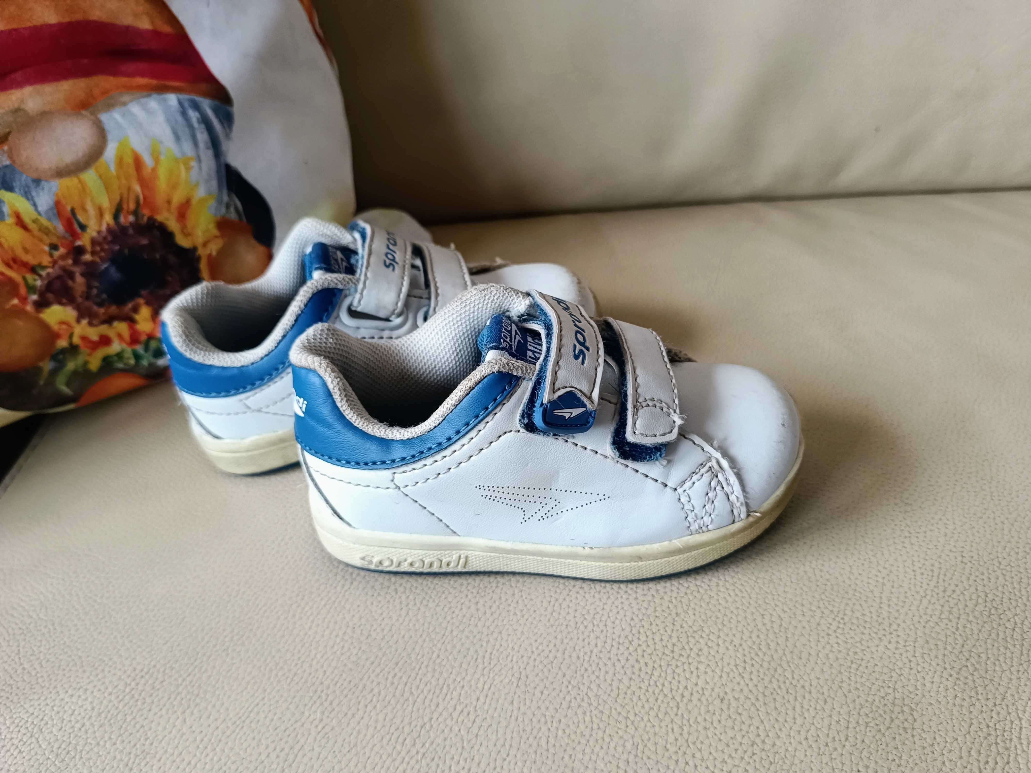 białe ADIDASY SPRANDI r. 23 dla chłopca i dziewczynki buty adidaski