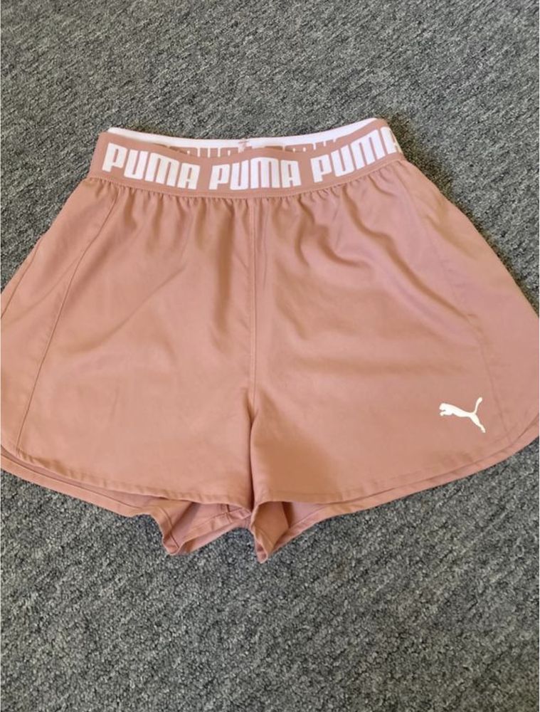 Шорти жіночі Puma