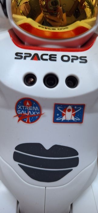 Робот-астронавт Blue Rocket STEM Чарлі