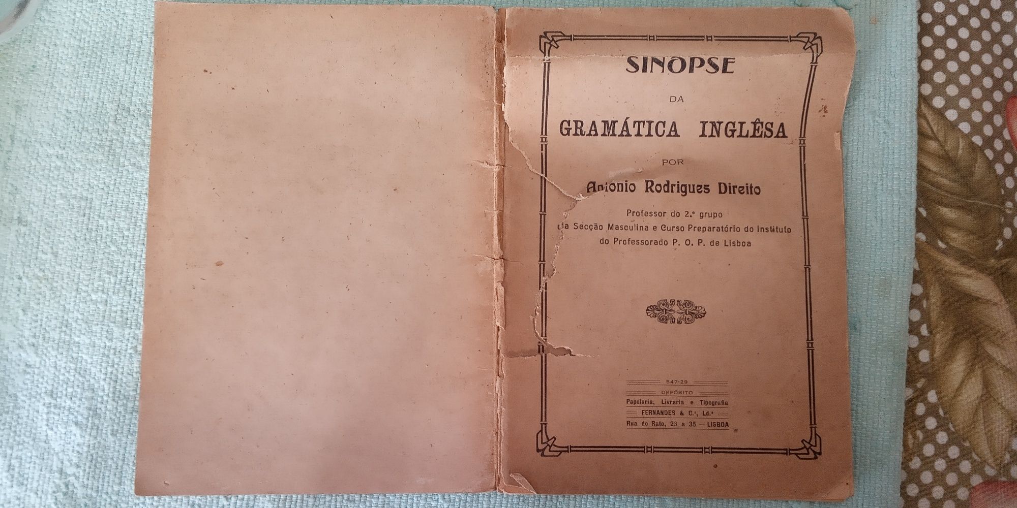 Gramática inglesa 1929 em bom estado.