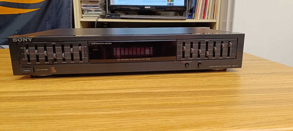 7-ми полосный  эквалайзер Sony SEQ-411