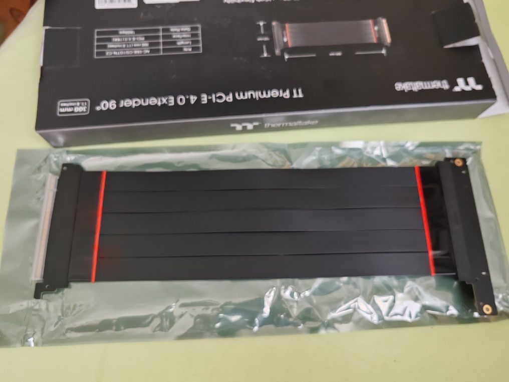 Riser Thermaltake PCI-e 4.0