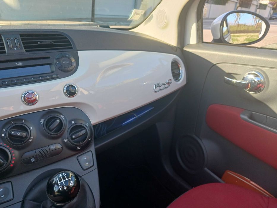 FIAT 500C 2012, em óptimo estado geral, pode trazer mecânico