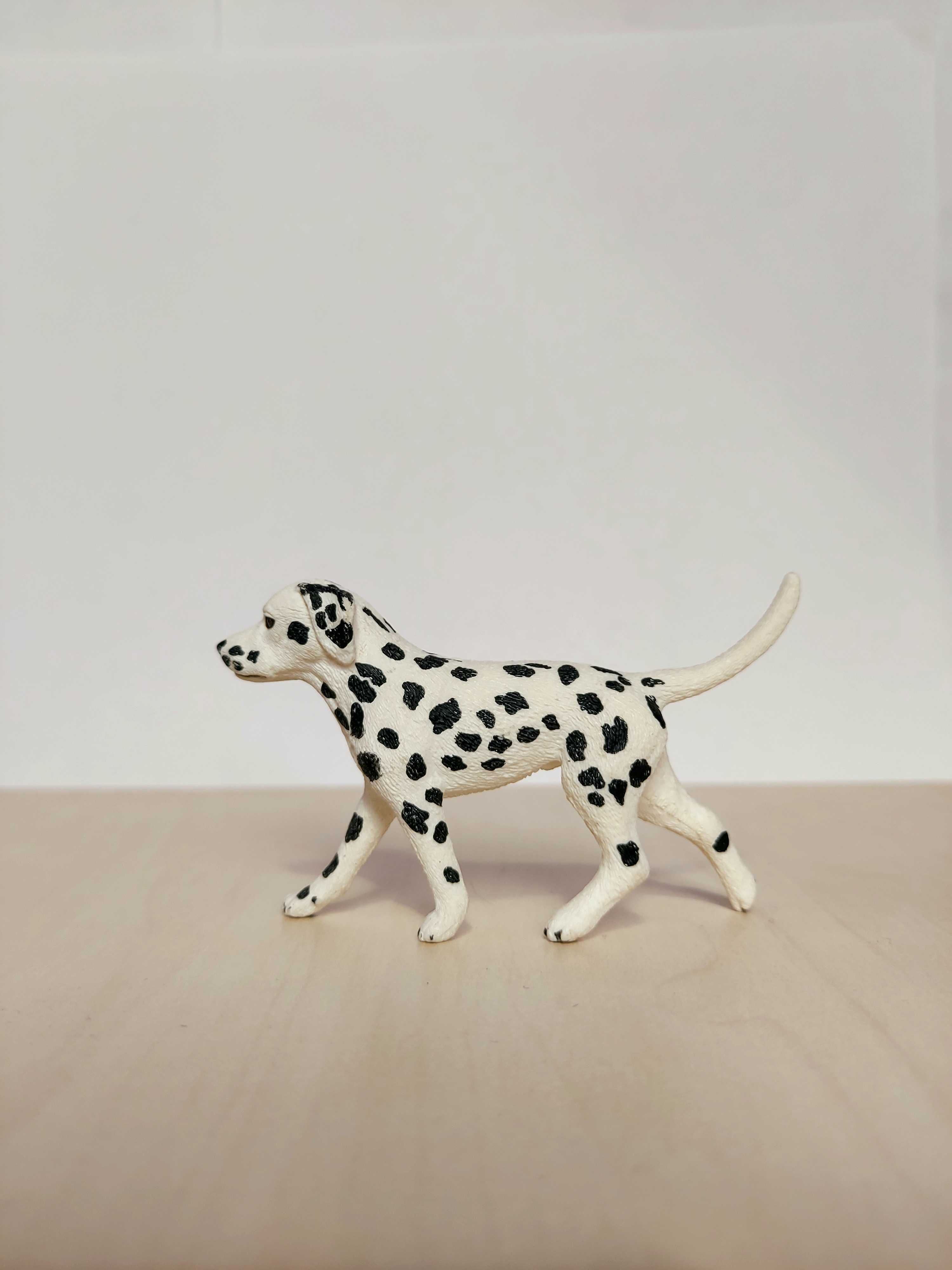 Figurka Schleich 16838 Pies rasy dalmatyńczyk