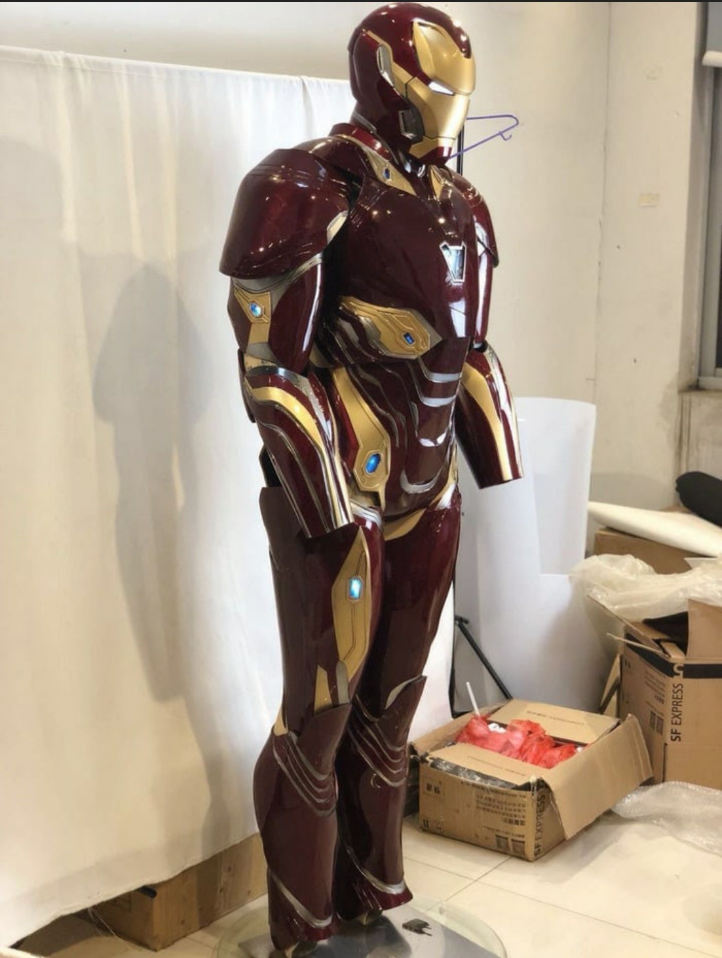 Máscara e Fato Homem de Ferro Cosplay Iron Man Avengers